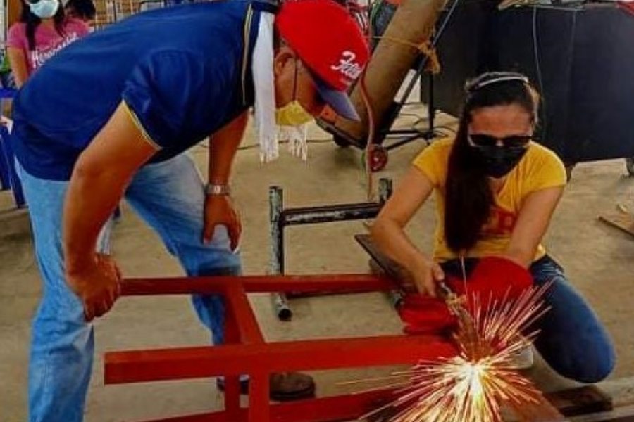 certificate scholarship